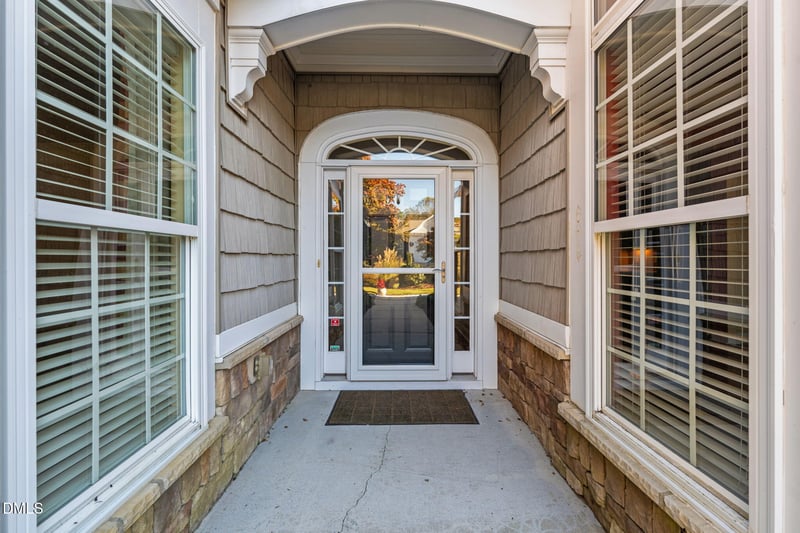 101 Repton Ct, Cary, NC 27519