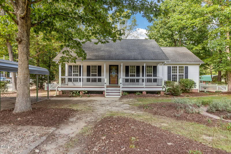 101 Richmond Dr, Archer Lodge, NC 27527