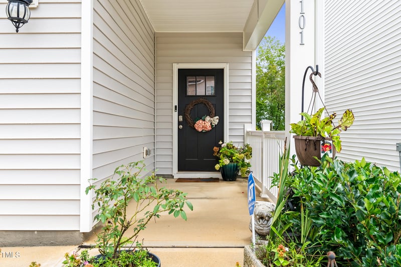 101 River Bank Rd, Fuquay Varina, NC 27526