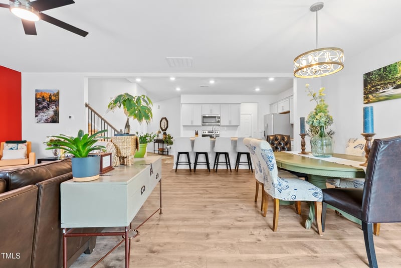 101 River Bank Rd, Fuquay Varina, NC 27526