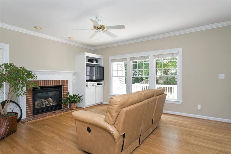 101 Robbins Reef Way, Cary, NC 27513