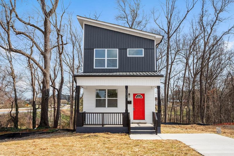 101 S Roderick Dr, Smithfield, NC 27577