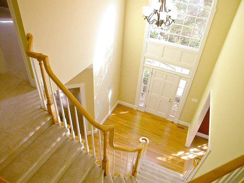 101 Ronsard Ln, Cary, NC 27511