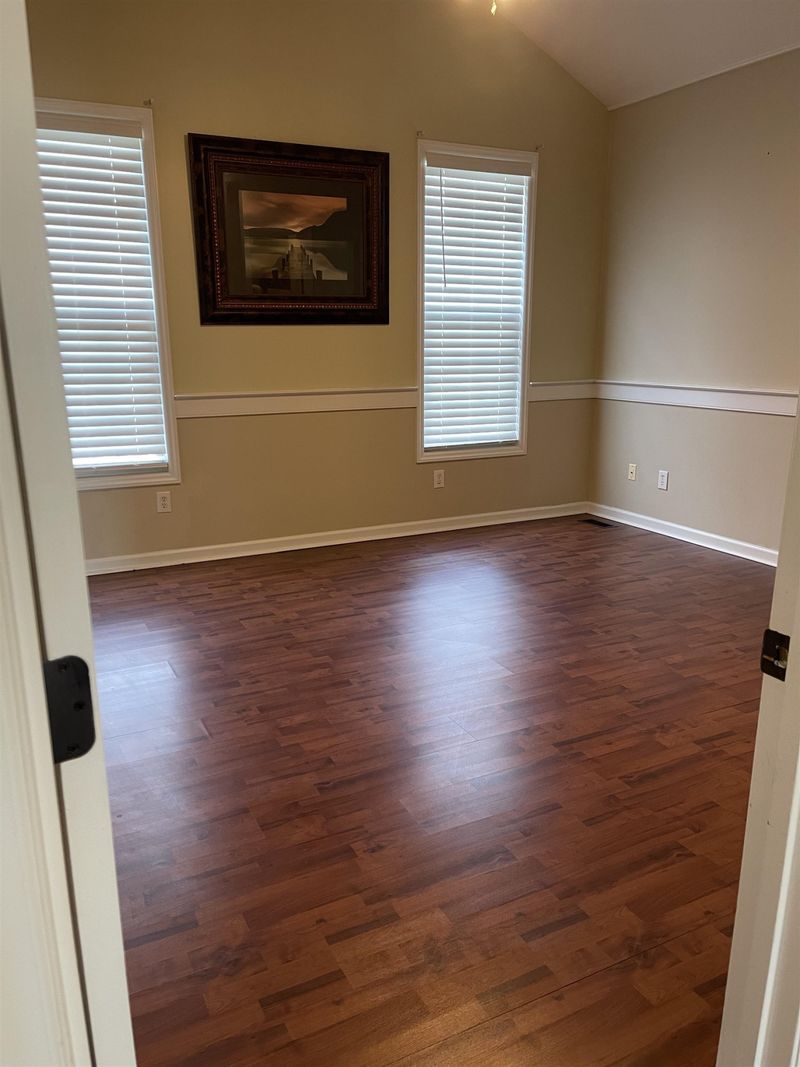 101 Roscommon Ln, Clayton, NC 27520
