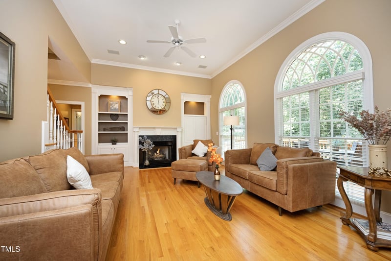 101 Royal Glen Dr, Cary, NC 27518