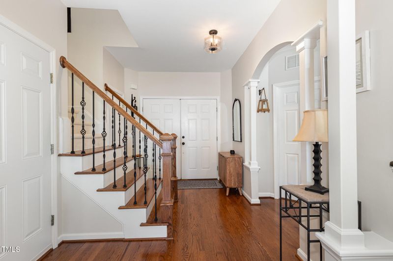 101 Rustic Pine Ct, Apex, NC 27502