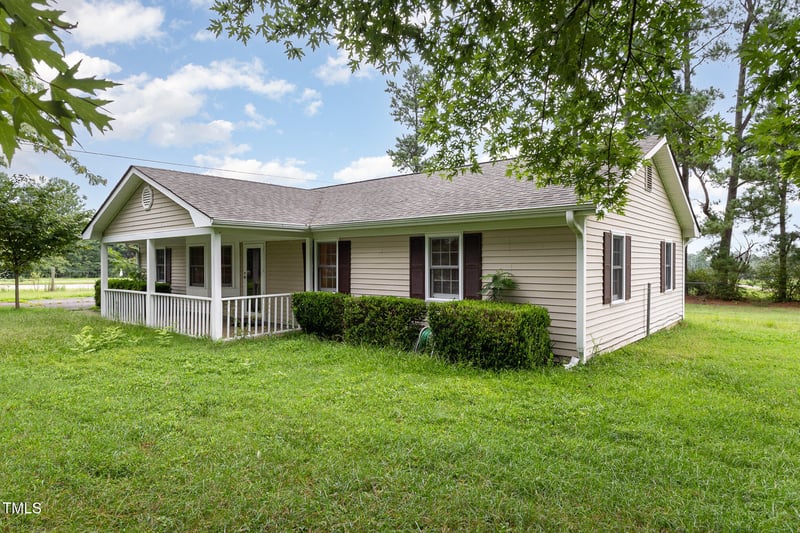 101 Shannon Ridge Ct, Louisburg, NC 27549