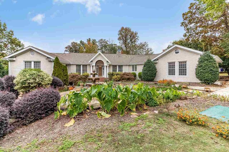101 Sheffield Cir, Chapel Hill, NC 27517