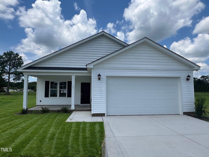 101 Sillinger Dr, Goldsboro, NC 27534
