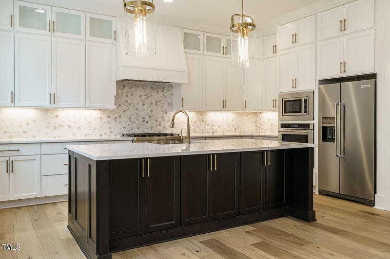 101 Sire Ct, Holly Springs, NC 27540