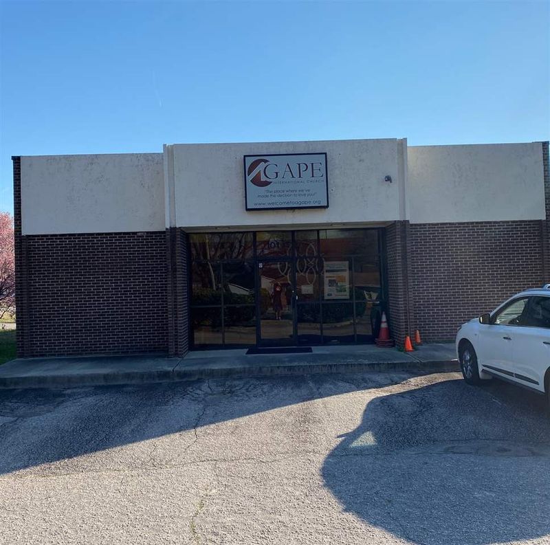 101 S Smithfield Rd, Knightdale, NC 27545