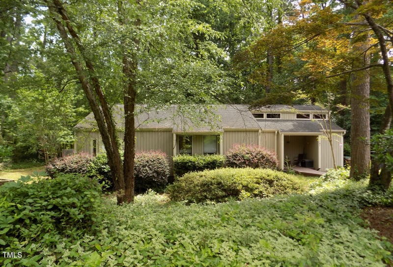 101 Solway Ct, Cary, NC 27511