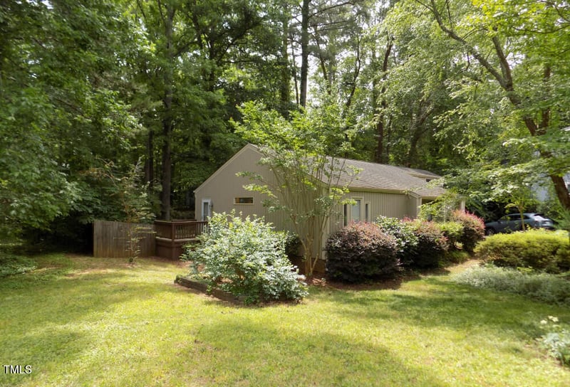 101 Solway Ct, Cary, NC 27511