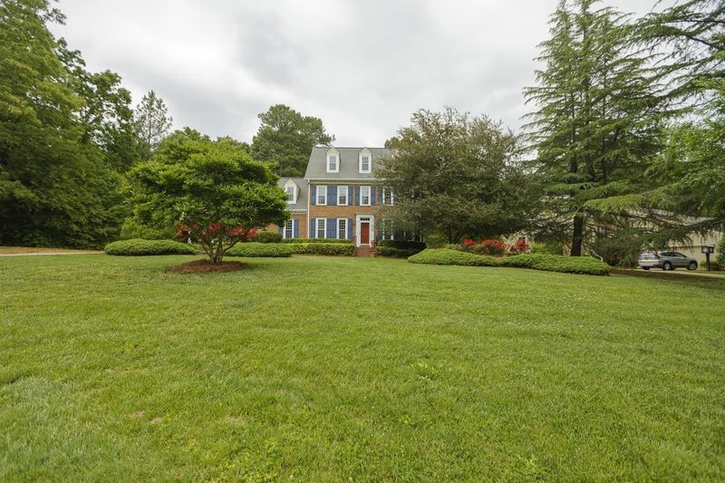 101 Spring Hollow Ln, Cary, NC 27518