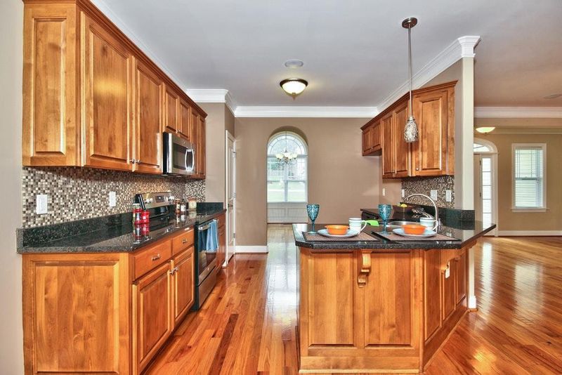 101 St Ives Ct, Clayton, NC 27520