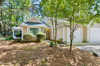 101 Standish Dr, Chapel Hill, NC 27517