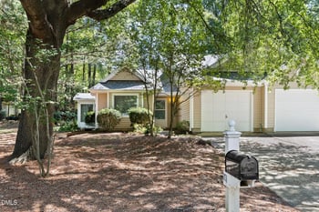 101 Standish Dr, Chapel Hill, NC 27517