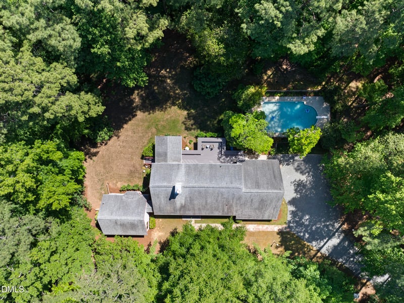 101 Stoneridge Dr, Chapel Hill, NC 27514