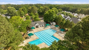 101 Streamview Dr, Cary, NC 27519