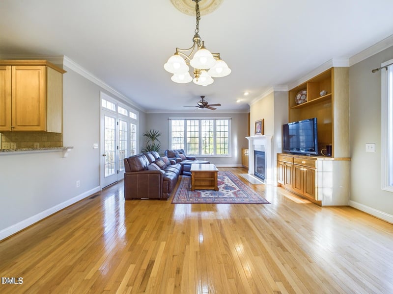 101 Sundance Pl, Chapel Hill, NC 27514