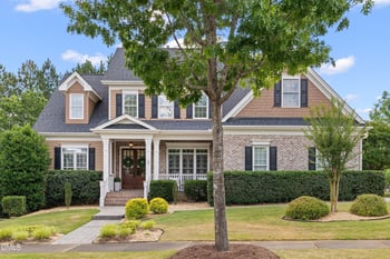 101 Synandra Ln, Holly Springs, NC 27540