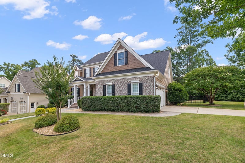 101 Synandra Ln, Holly Springs, NC 27540