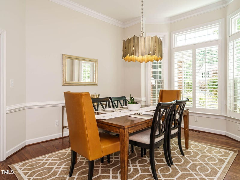 101 Temple Gate Dr, Cary, NC 27518