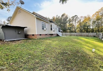 101 Thompson Dr, Selma, NC 27576