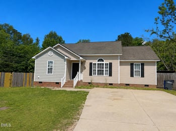 101 Thompson Dr, Selma, NC 27576