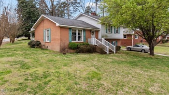101 Thorndale Dr, Oxford, NC 27565
