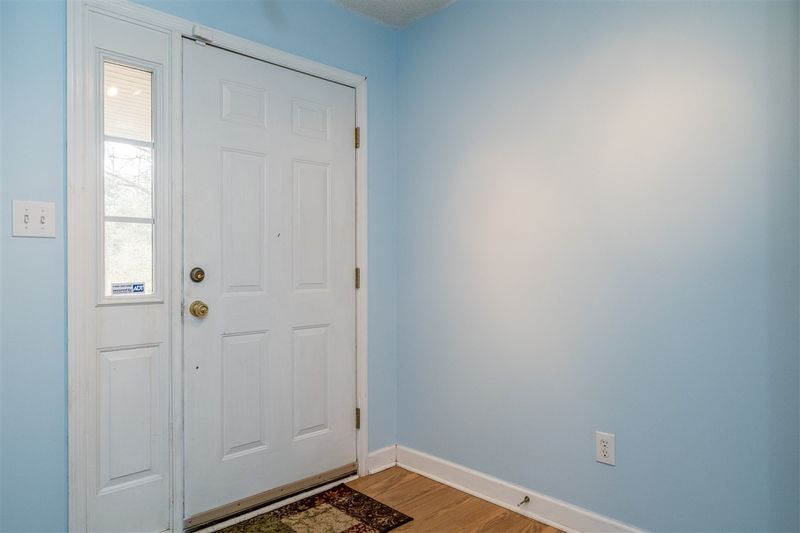 101 Tori Ln, Pittsboro, NC 27312