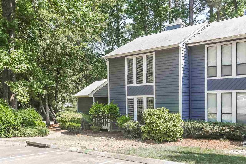 101 Tracy Ct, Cary, NC 27513
