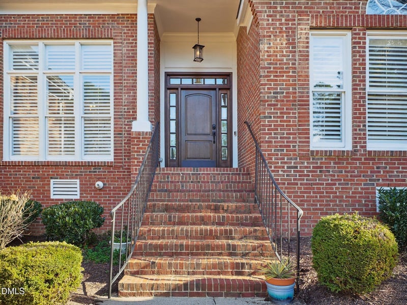 101 Trail Bend Ct, Cary, NC 27513