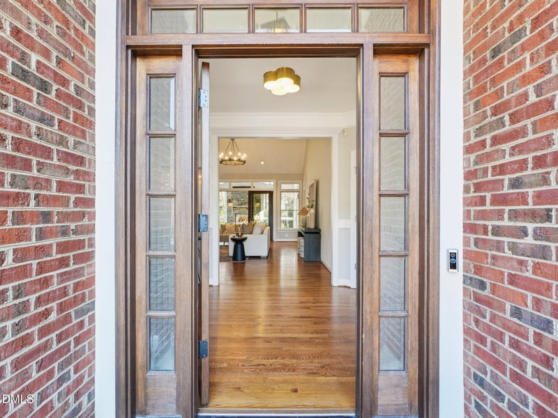 101 Trail Bend Ct, Cary, NC 27513