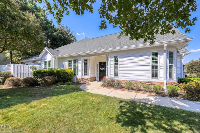 101 Uplands Creek Dr, Cary, NC 27519