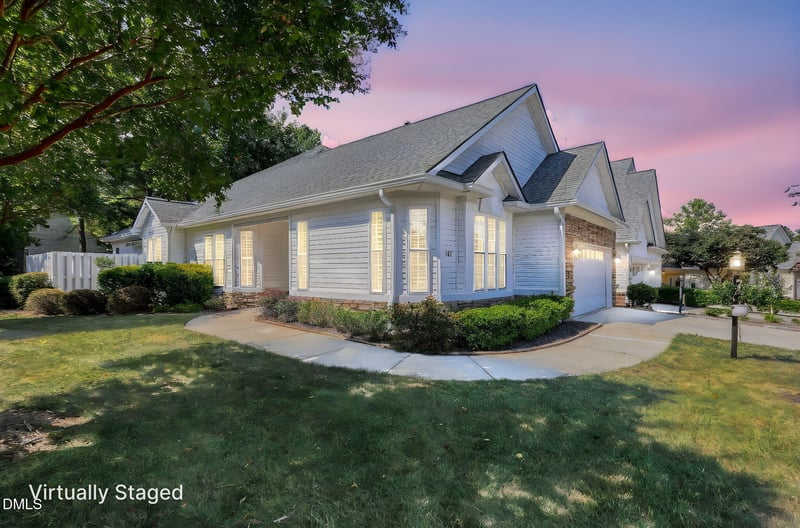 101 Uplands Creek Dr, Cary, NC 27519