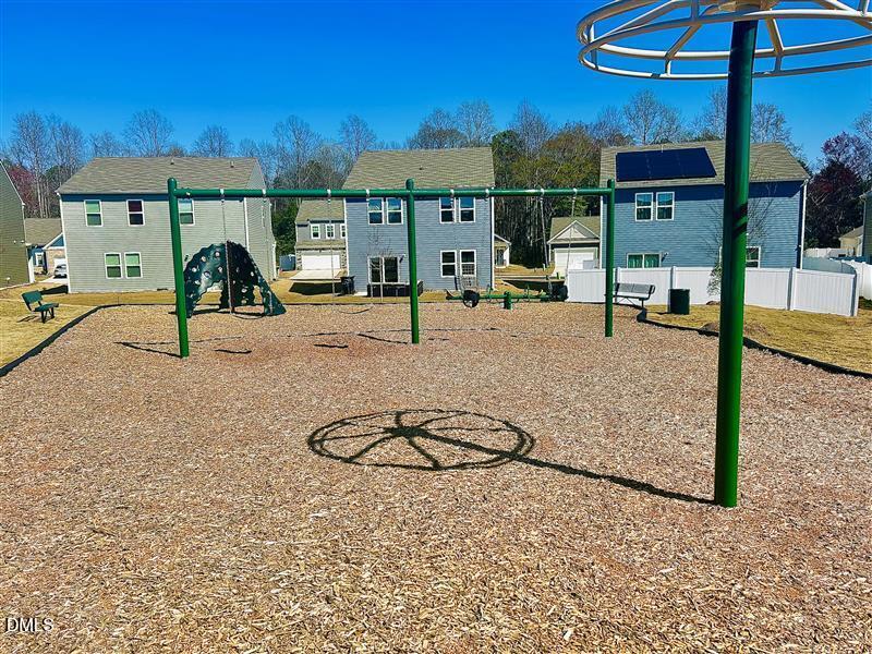 101 Valvanos Way, Clayton, NC 27520