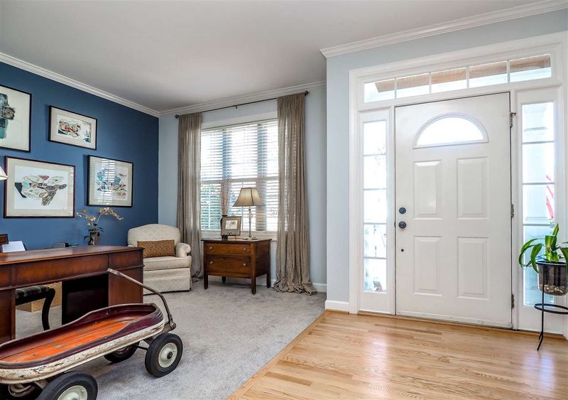 101 Vatersay Dr, Apex, NC 27502