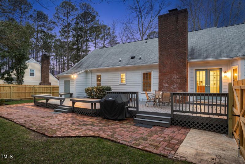 101 Vermel Ct, Cary, NC 27513
