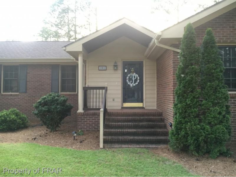 101 Wade Ave, Dunn, NC 28334