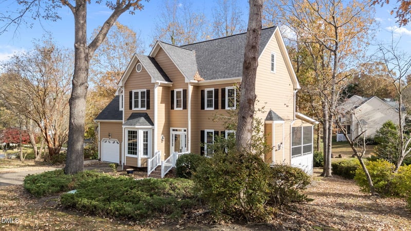 101 Waverly Dr, Clayton, NC 27527