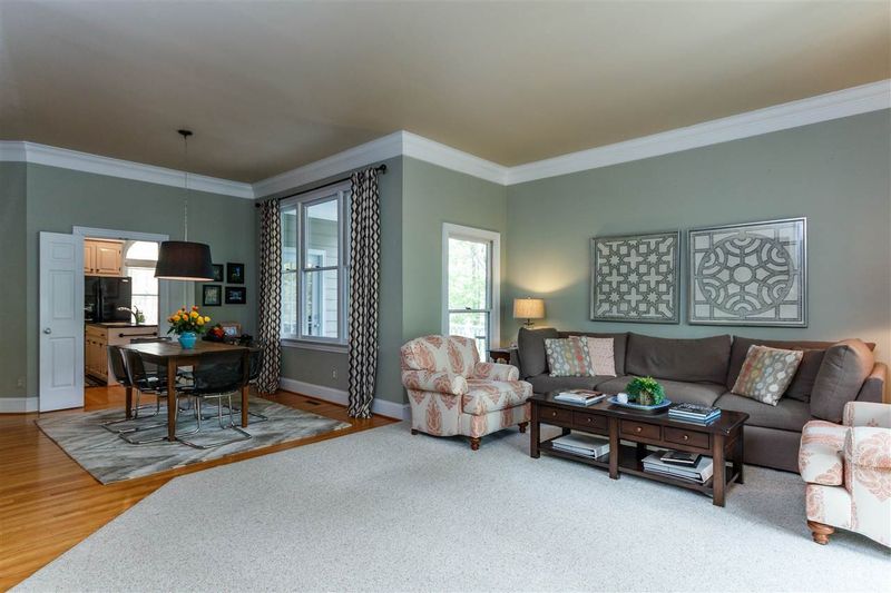 101 Waverly Pl, Durham, NC 27713