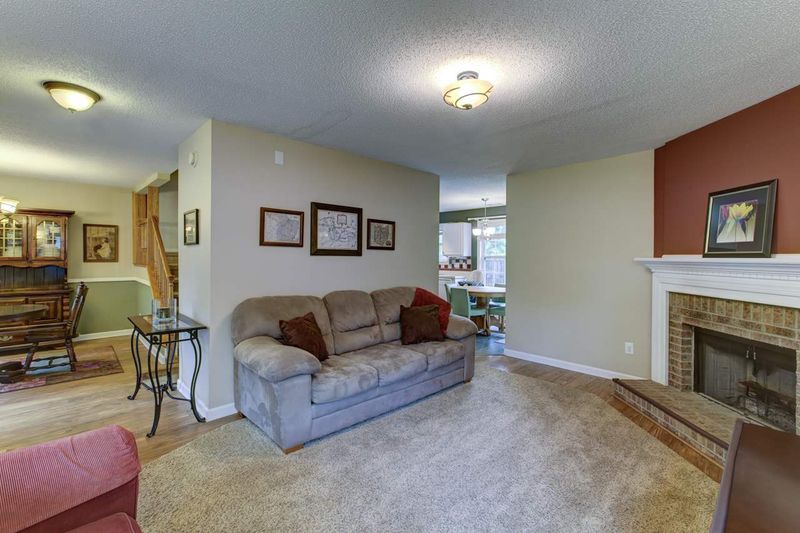 101 Weeping Oak Ct, Apex, NC 27539