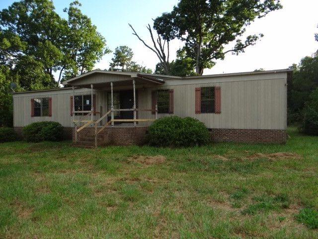 101 White Oak Dr, Youngsville, NC 27596