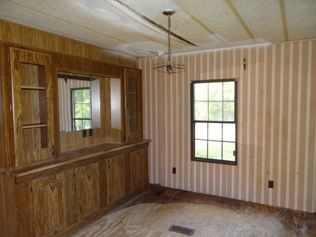 101 White Oak Dr, Youngsville, NC 27596