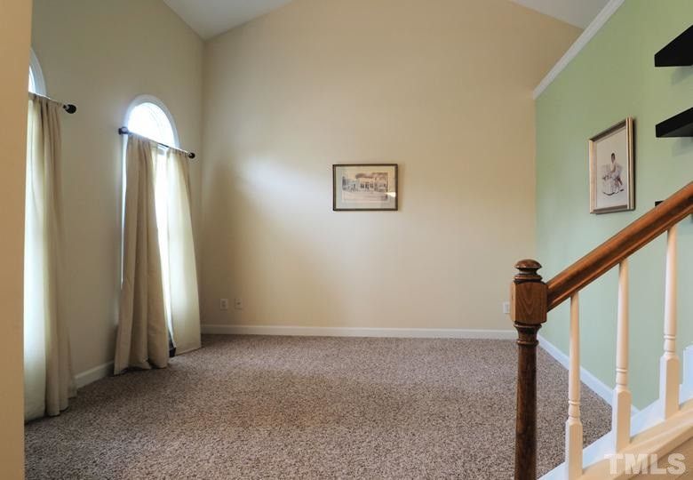 101 Whiteberry Dr, Cary, NC 27519