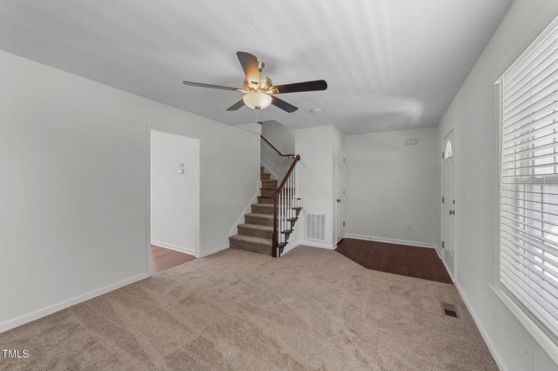 101 Wimbledon Ct, Clayton, NC 27520