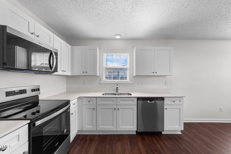 101 Wimbledon Ct, Clayton, NC 27520