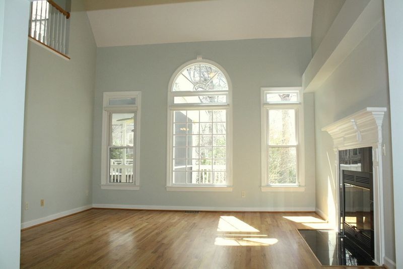 101 Windrock Ln, Cary, NC 27518