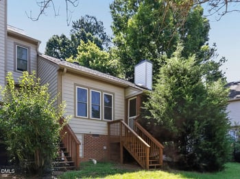 101 Windward Ct, Cary, NC 27513